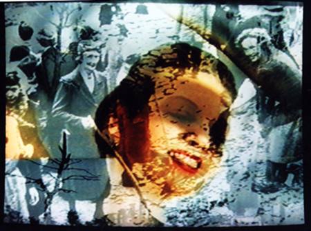 Ulrike Rosenbach: Puzzle Solution � des R�tsels L�sung? Ausstellung Galerie Gisela Clement, Bonn