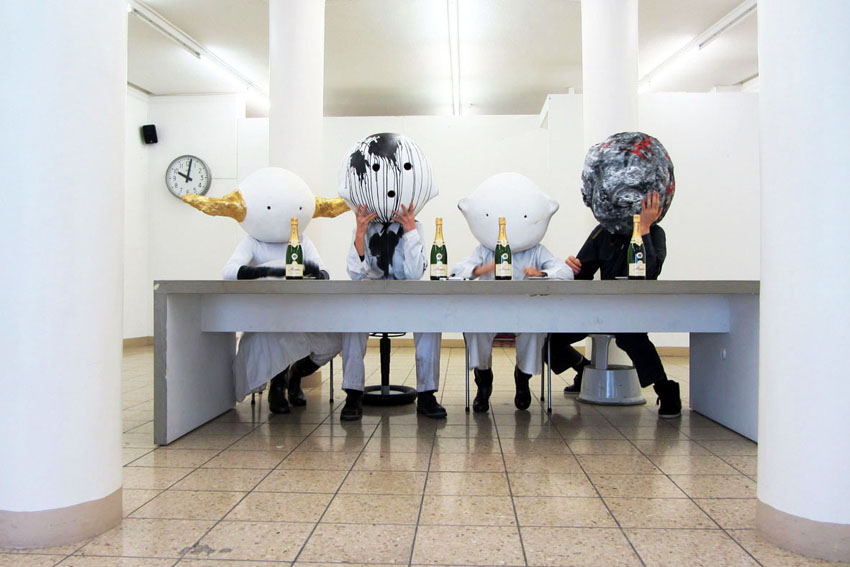 Last Supper - Big Head Performance