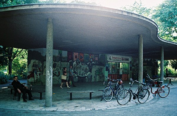 Berlin, Berlin. Ein Atlas der Analogien.