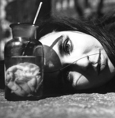 Die Angst wegmalen. Maina-Miriam Munsky (1943-1999)