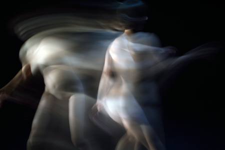 Fließende Körper - Lichtmalerei von Enrico Pietracci