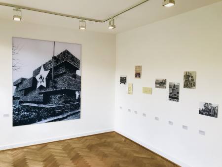 BAUBILDER UND ERINNERUNGSMUSTER - Ausstellung Denkmal-Werken vom mutig-modernen Architekturkünstler Ausstellung Berlin