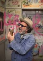 Mr. Brainwash ❤️ Balloon Girl 2026 - Banksy Thrower