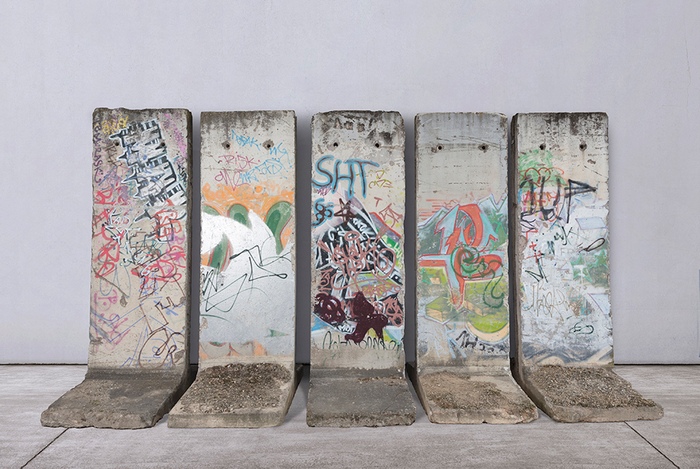 30 Jahre Mauerfall - wie sie 5 Original Berliner Mauerteile ersteigern