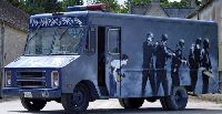 Banksy Auktion - SWAT-Bus fr sechstellige Summe versteigert